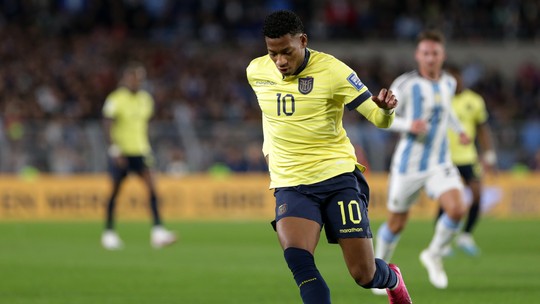 Flamengo tem o "sim" de Plata e discute com o Al Sadd compra progressiva por metas