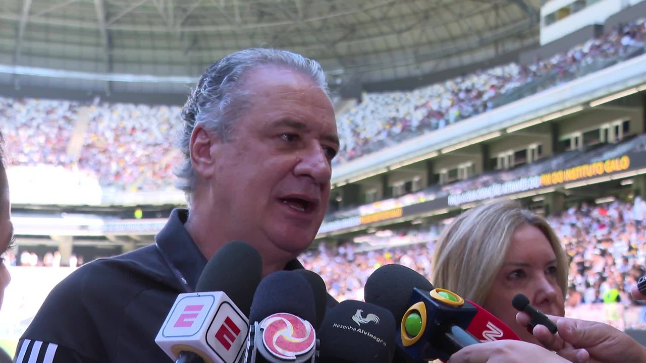 Presidente do Atlético-MG defende paralisação do Brasileiro