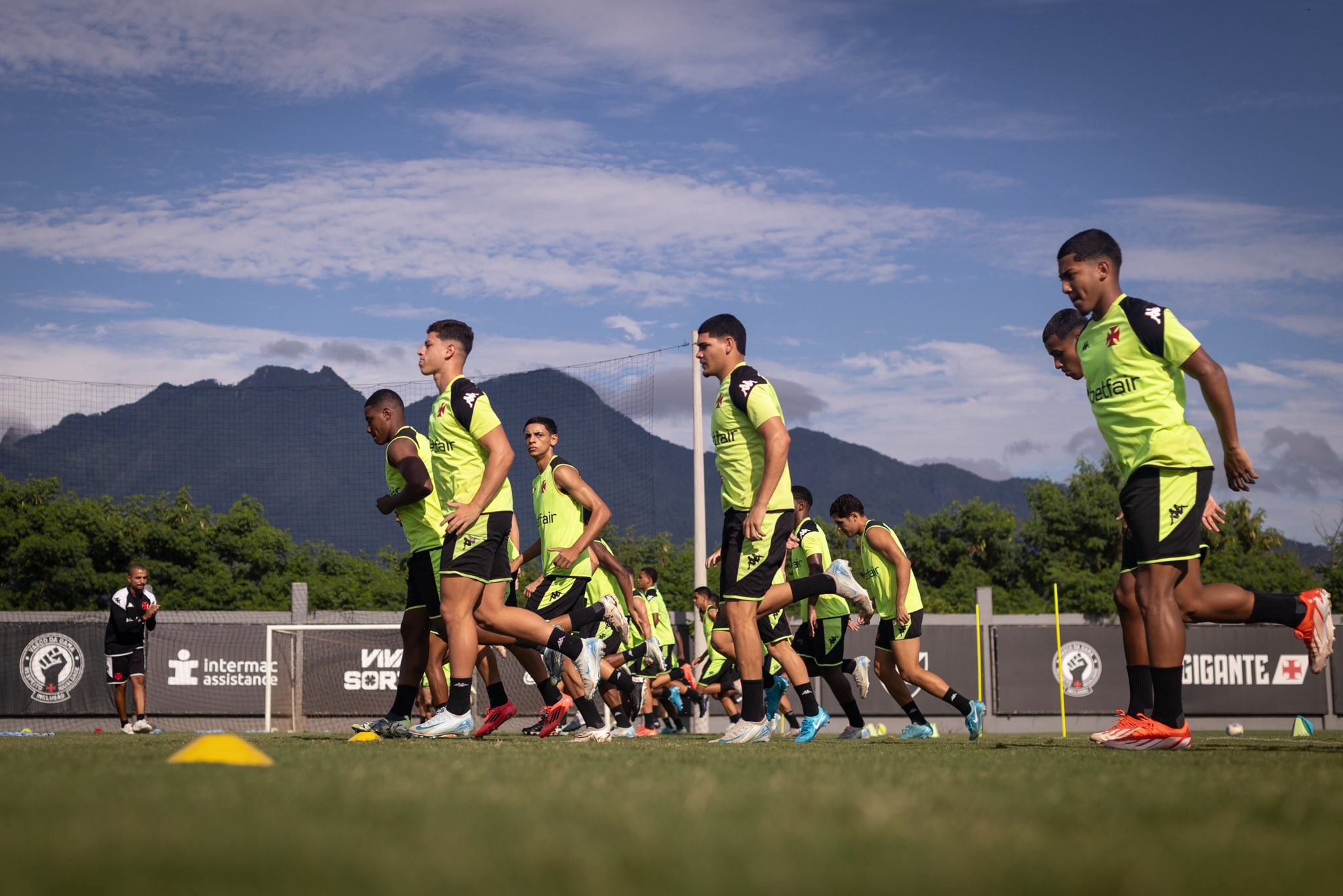 Vasco enfrentará o Volta Redonda em jogo-treino em preparação para o ...