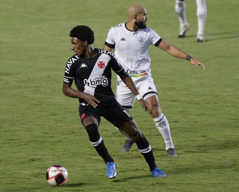 Ricardo Gomes ganha um novo espião no Vasco: Alecsandro