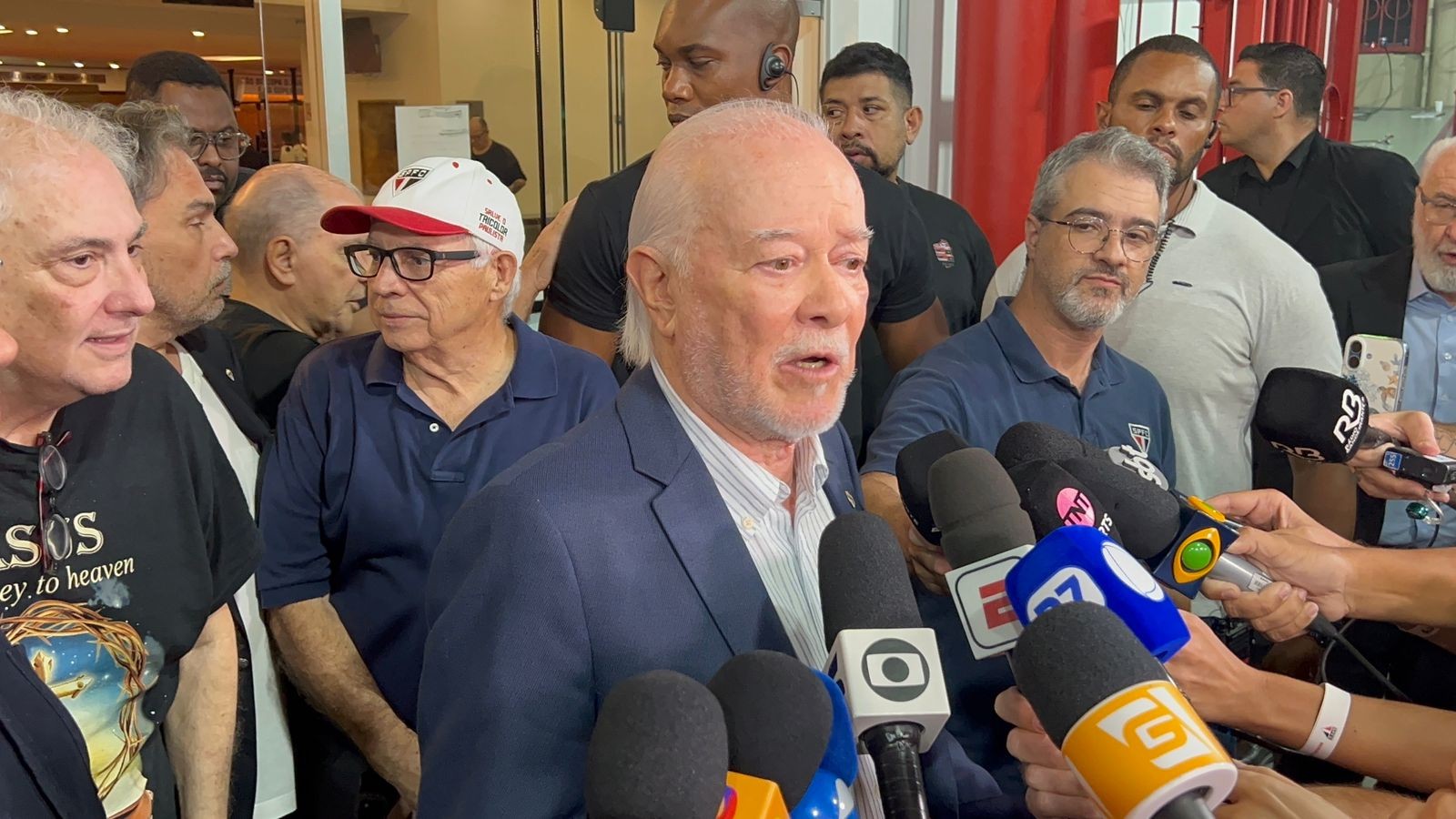 São Paulo tem novo presidente após impeachment de Casares