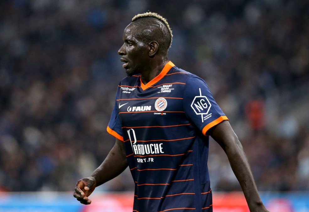Mamadou Sakho &eacute; afastado do Montpellier ap&oacute;s agredir fisicamente o treinador &mdash; Foto: Getty Images
