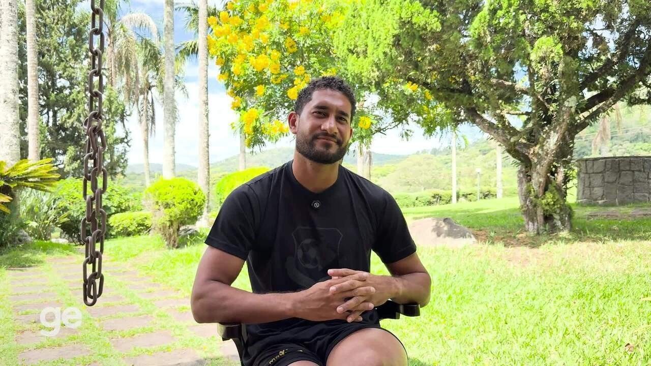 Pablo diz ter feito jejum para superar mágoa do Flamengo e revela busca por novo clube