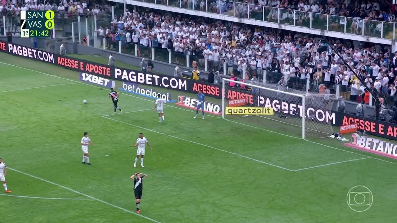 Último jogo entre Vasco e Santos teve clima quente, provocação de Soteldo, expulsões e cinco gols