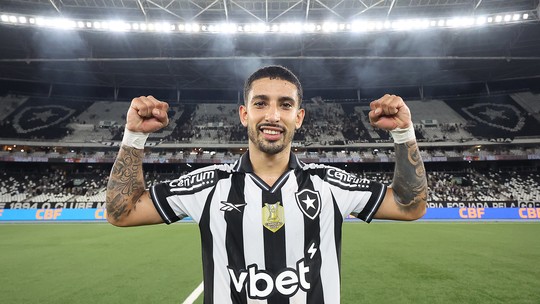 Santi Rodríguez valoriza momento no Botafogo e admite falta de confiança no início da temporada - Foto: (Vítor Silva/Botafogo)