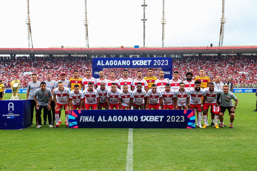 Pôster do CRB na decisão do Alagoano 2023 — Foto: Ailton Cruz