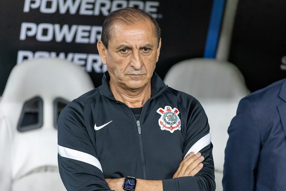 Ramón Díaz em Fortaleza x Corinthians — Foto: Baggio Rodrigues/AGIF