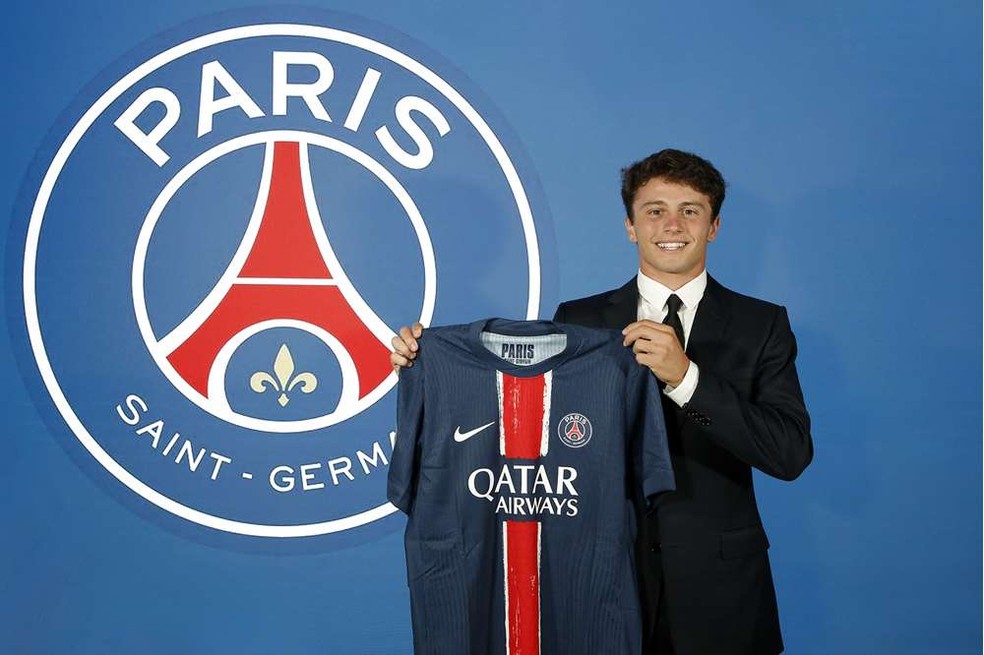 PSG anuncia contratação da joia João Neves por quase meio bilhão de reais | futebol francês | ge