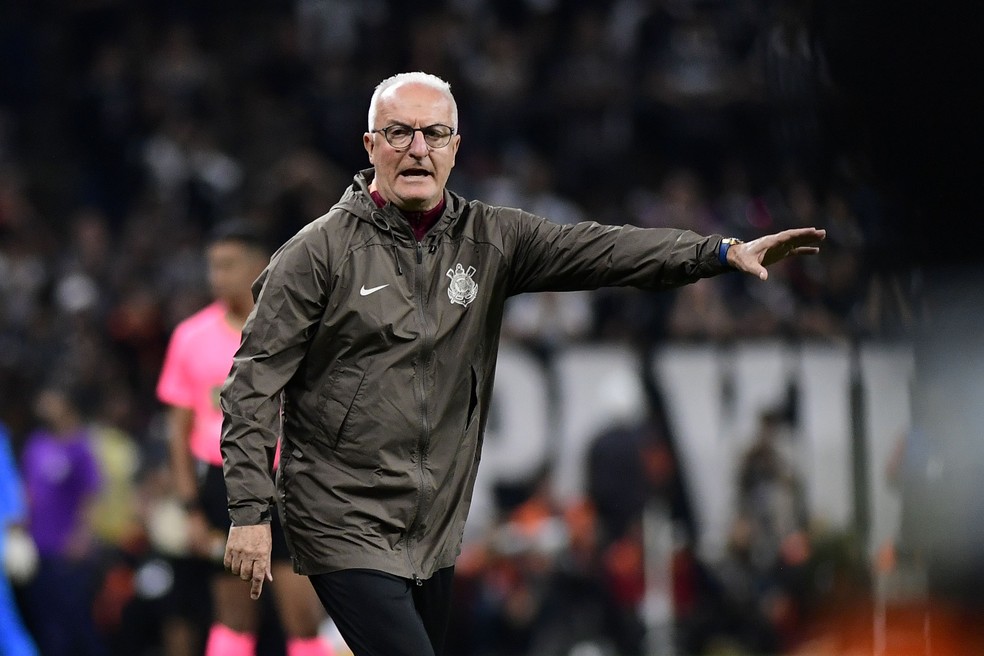 Técnico Dorival Júnior em Corinthians x Palmeiras na Neo Química Arena pelo Campeonato Paulista — Foto: Marcos Ribolli