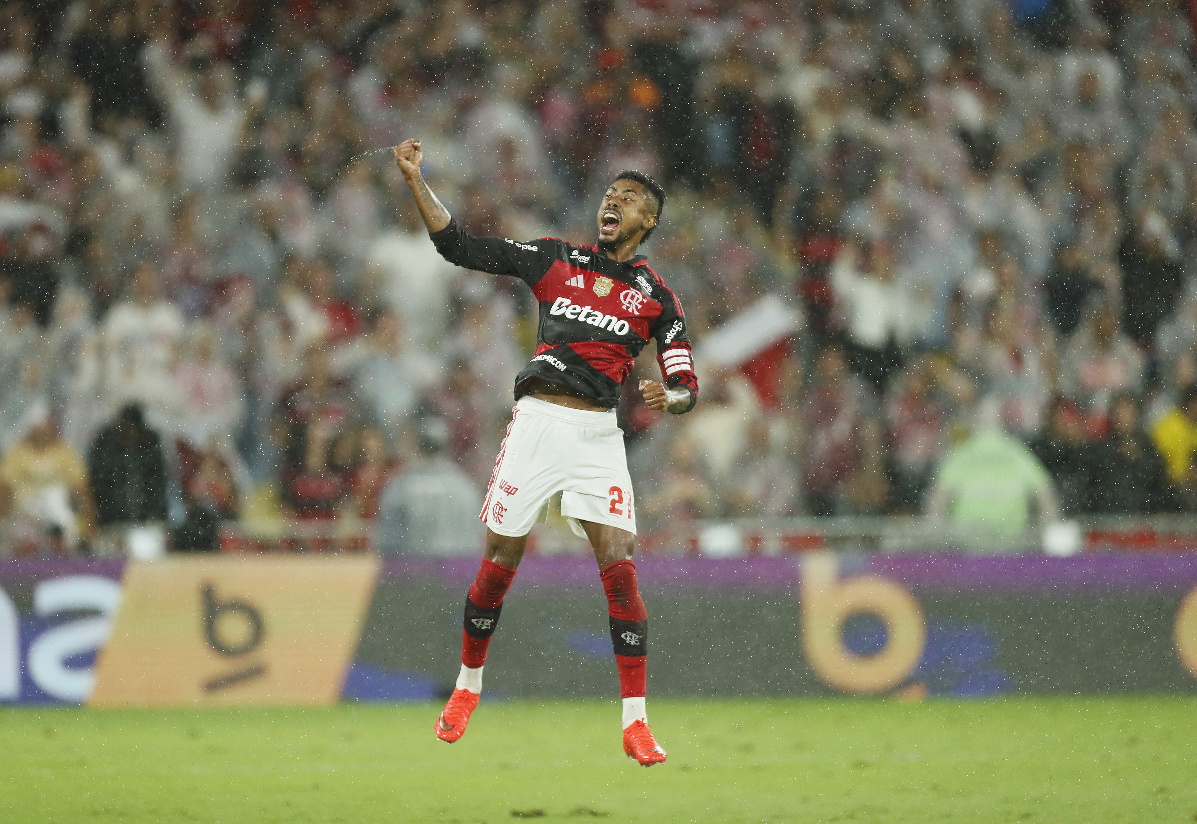 Bruno Henrique relembra sua história com o Uberlândia e parabeniza time pelo título da Série D