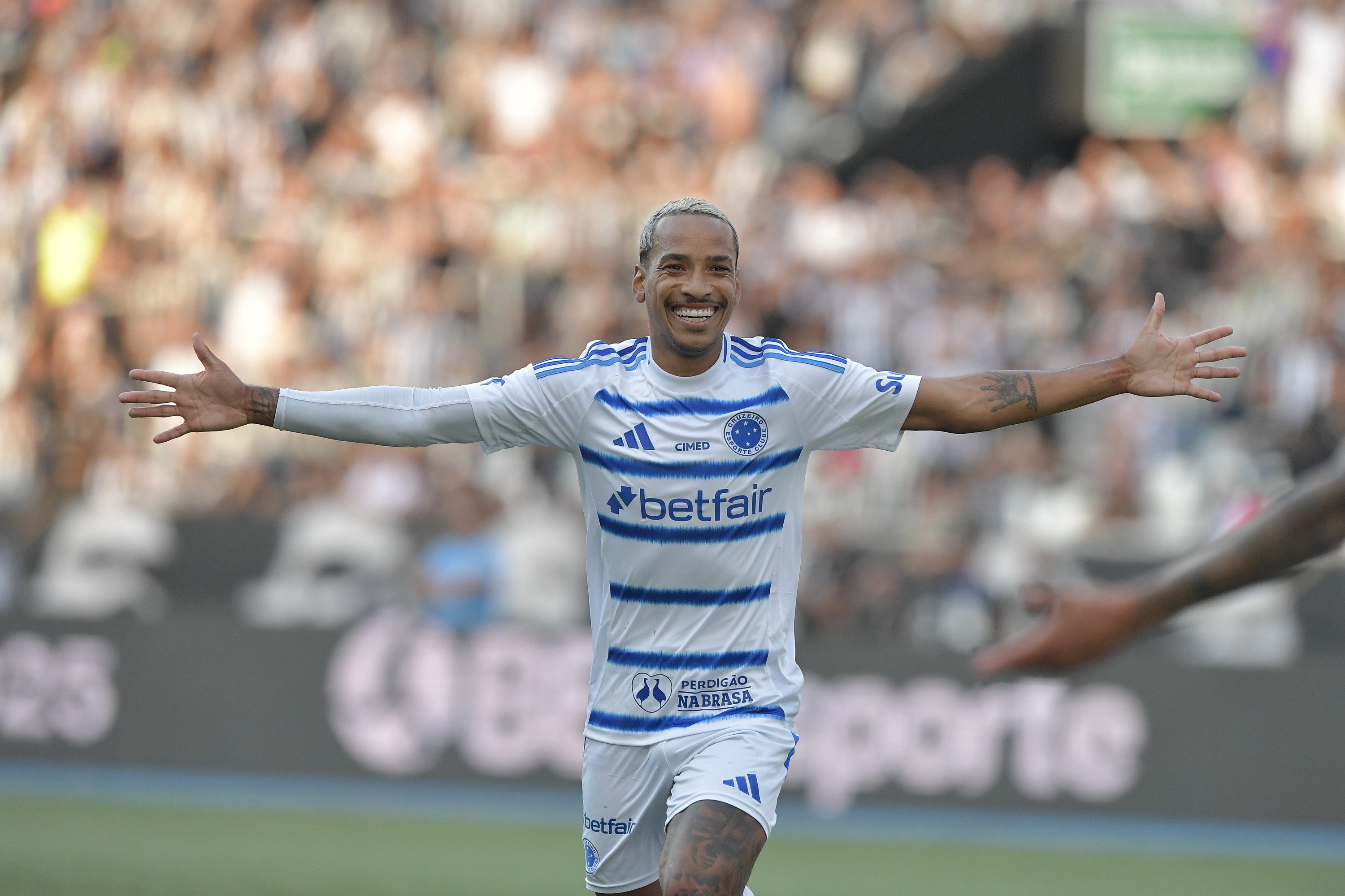 Cruzeiro mantém consistência entre resultado e desempenho no retorno às vitórias.