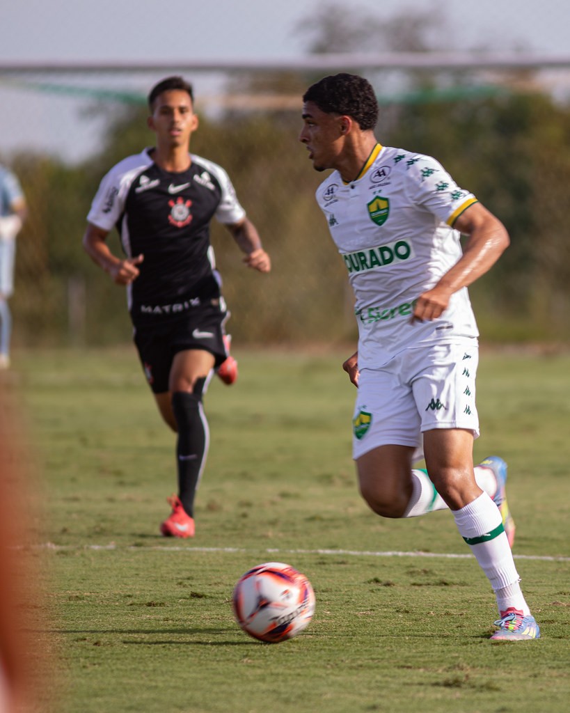 Corinthians vence Cuiabá por 2 a 0 pelo Campeonato Brasileiro Sub-20