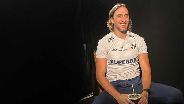 Zubeldía aposta no coração e confia em título da Libertadores para sua equipe