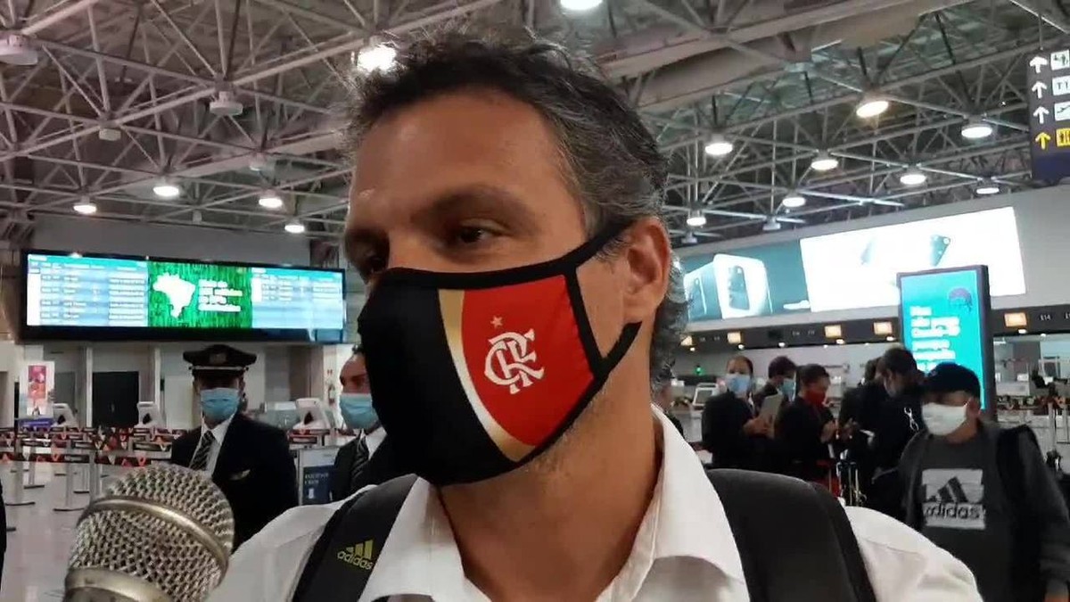 Vídeo. Substituto de Rafinha no Flamengo, Mauricio Isla chega ao Rio