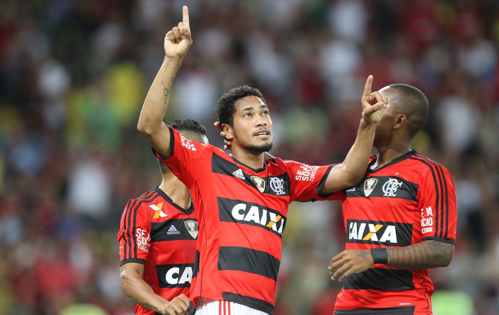 Hernane comemora, Flamengo x Nova Iguaçu