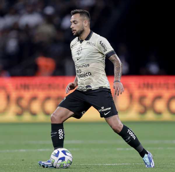 Destaque na estreia do Corinthians na Copinha, Léo Maná avisa: 