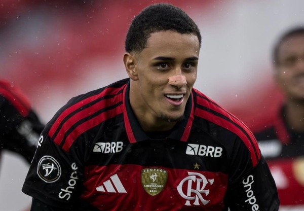 Joia do sub-20, Ryan Roberto é afastado enquanto negocia renovação e tem propostas da europa