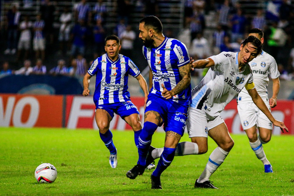 Tabela: veja o desempenho do CSA contra equipes que estão nas primeiras