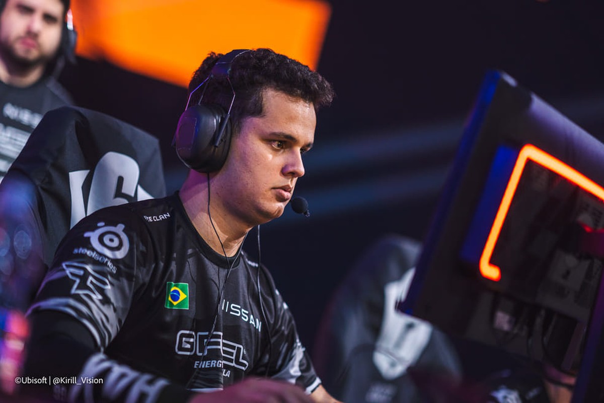 R6: Cyber é eleito terceiro melhor jogador do mundo em 2021 | rainbow 6 ...