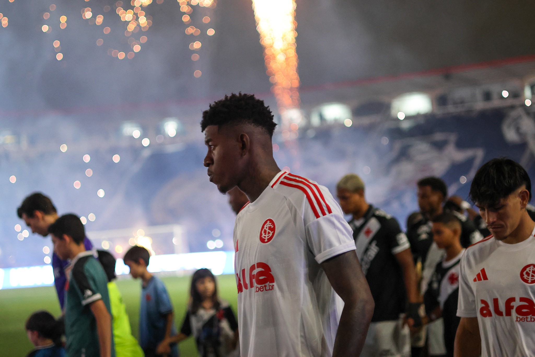 Vitão perto do Flamengo! Inter dá aval para negócio | Ge