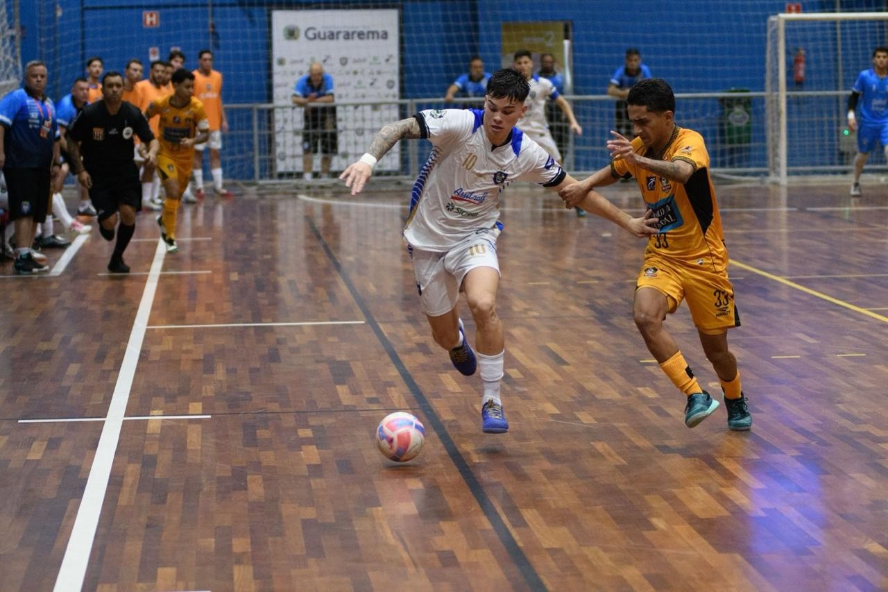 Guararema goleia Sorocaba e fecha primeira fase do Paulista Sub-20 de Futsal