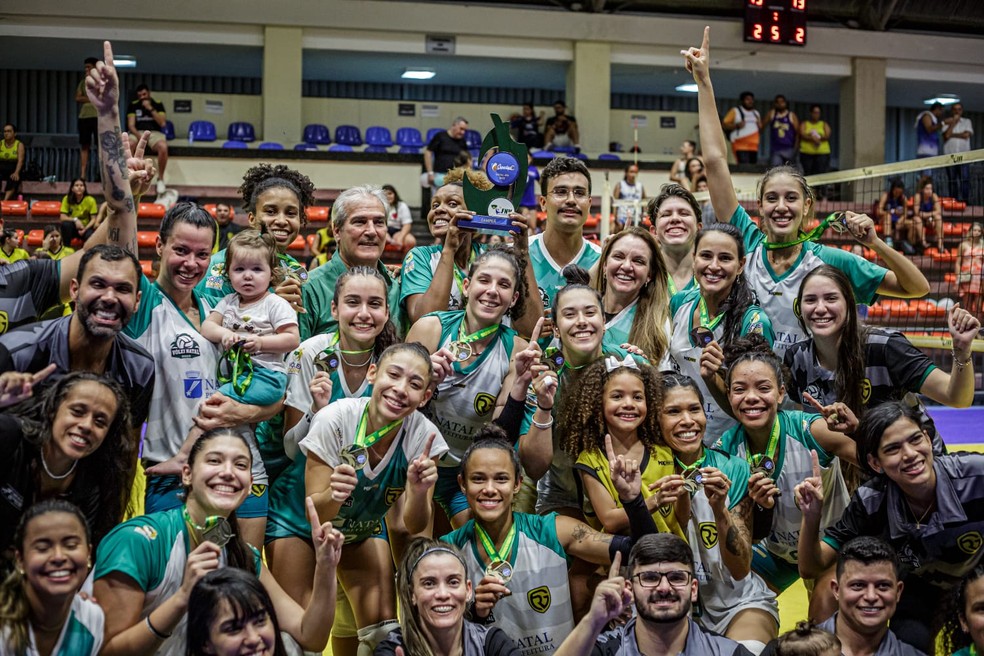 V&ocirc;lei Natal derrota Cear&aacute; e conquista t&iacute;tulo da Superliga C Feminina | v&ocirc;lei  | ge