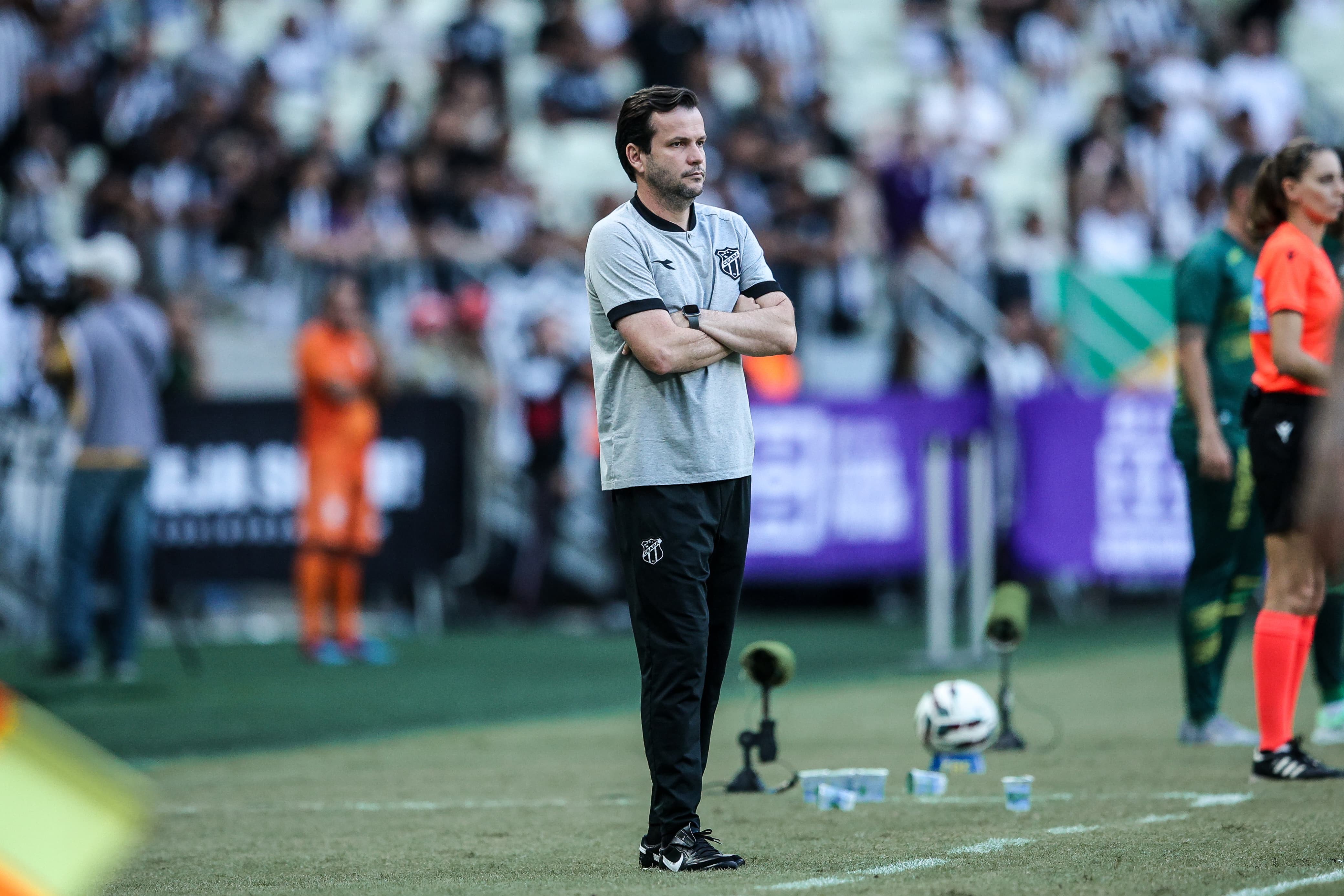 Daniel Paulista exalta garra do Ceará após empate: "Não merecia sair perdendo"