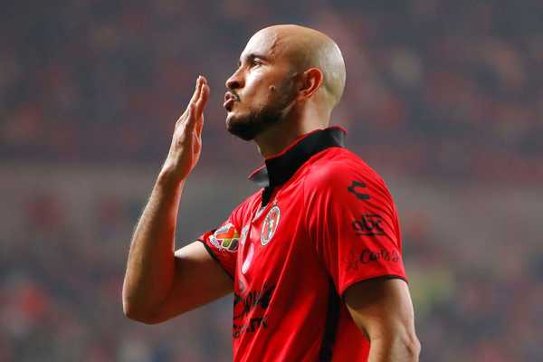 NÃO FECHOU! Corinthians encerra janela de contratações com sete reforços, e Carlos González fora.