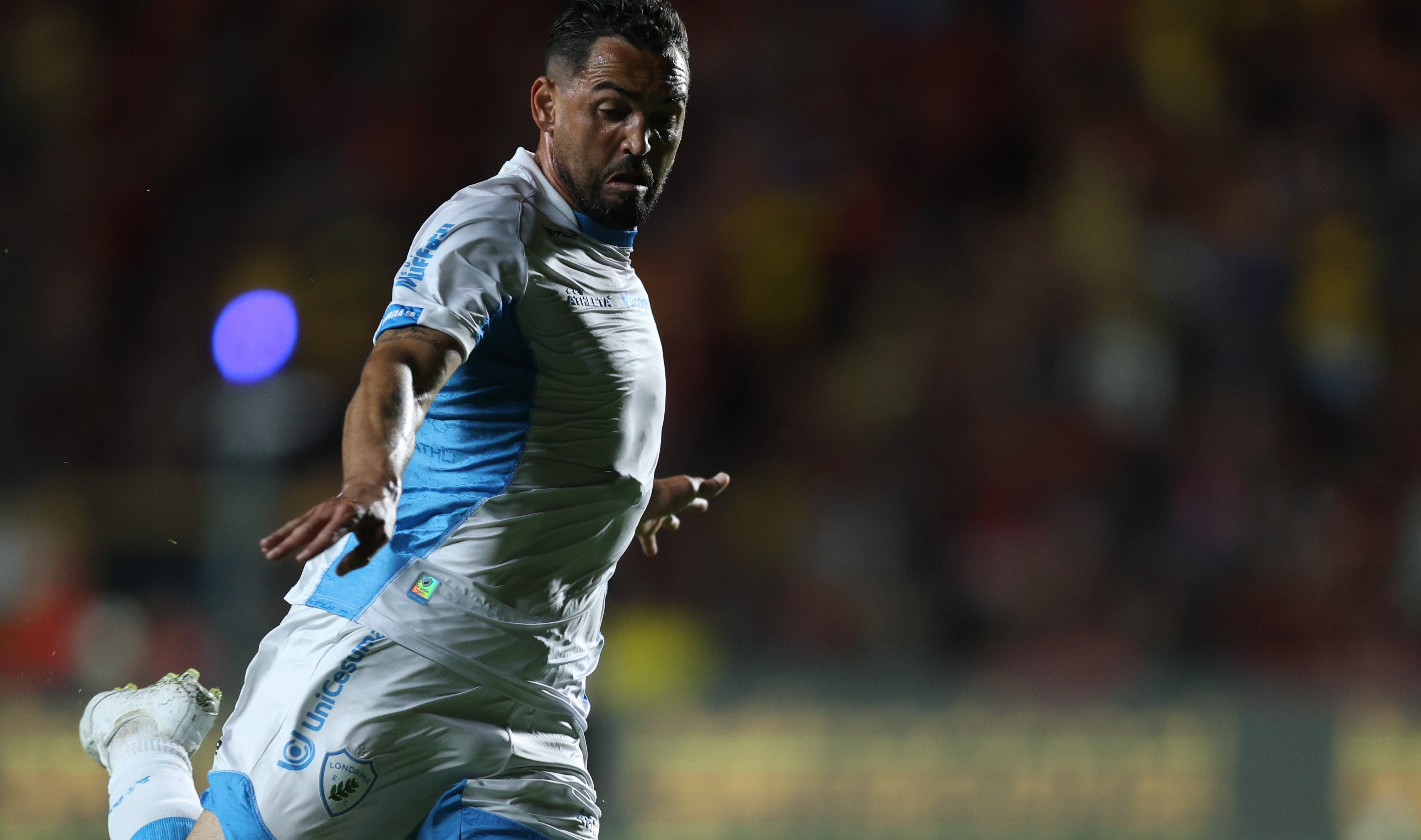 veja os erros e os fatos que explicam a queda à Série C — Rebaixamento do Londrina