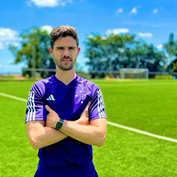 Promessa da base é promovido e assume comando técnico do Sub-20 do Cruzeiro.