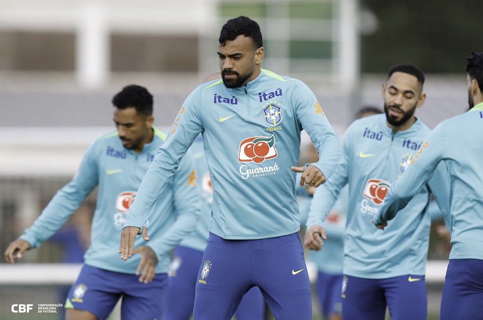 Fabrício Bruno em treino da seleção brasileira — Foto: Rafael Ribeiro/CBF