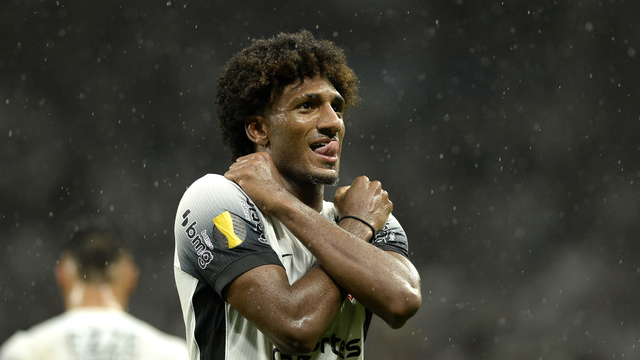 Talles Magno celebra gol em Corinthians x Noroeste