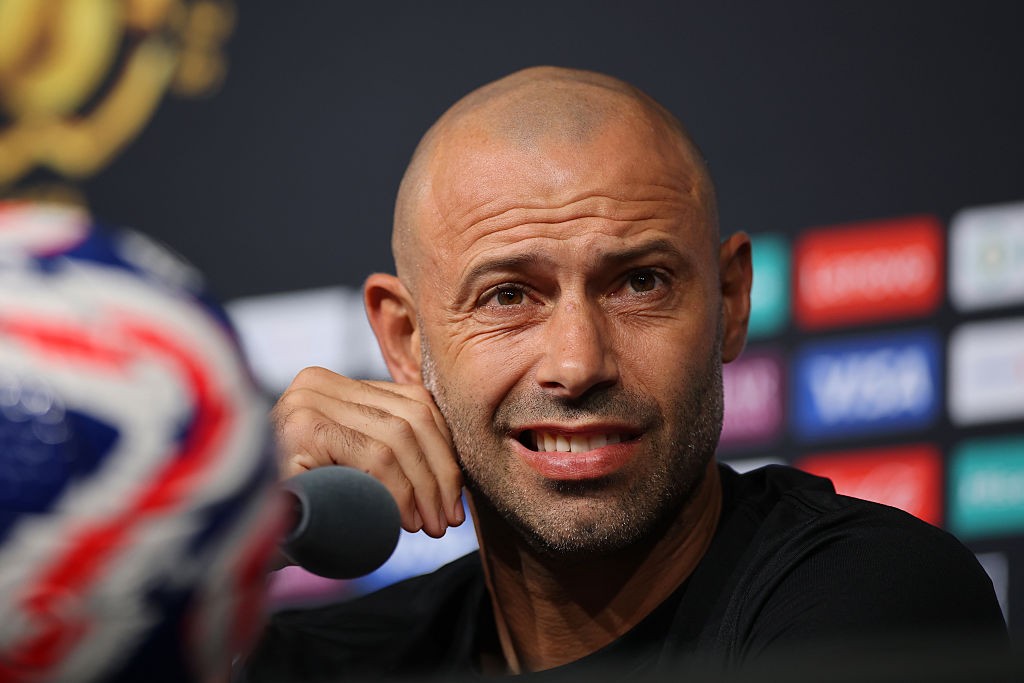 Corinthians tem obstáculos por Carille e Vojvoda; Mascherano é sondado, mas recusa