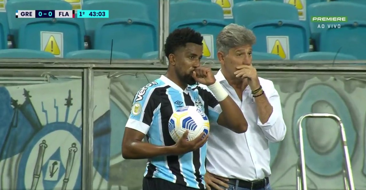 Ariel Cabral chega a 200 jogos no Cruzeiro e se despede com emoção da filha  no Mineirão: Ele merecia, cruzeiro