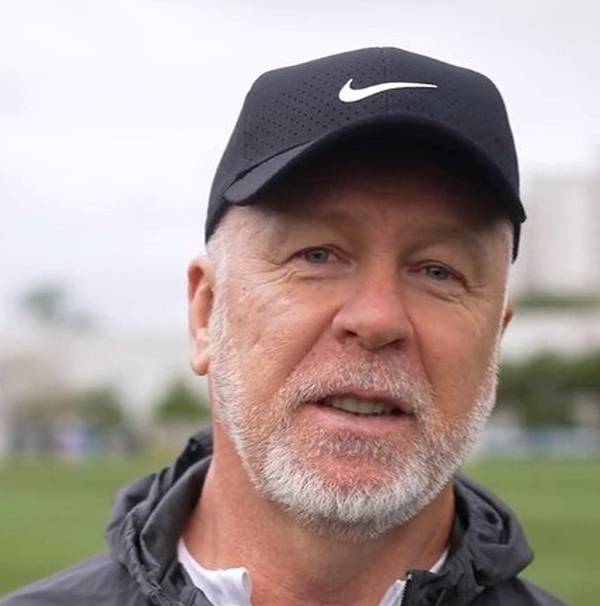 Mano Menezes fala pela primeira vez no retorno ao Corinthians e promete 