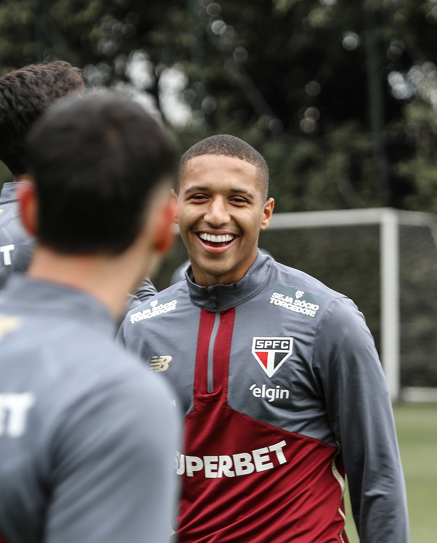 São Paulo negocia empréstimo de Henrique Carmo ao PSV