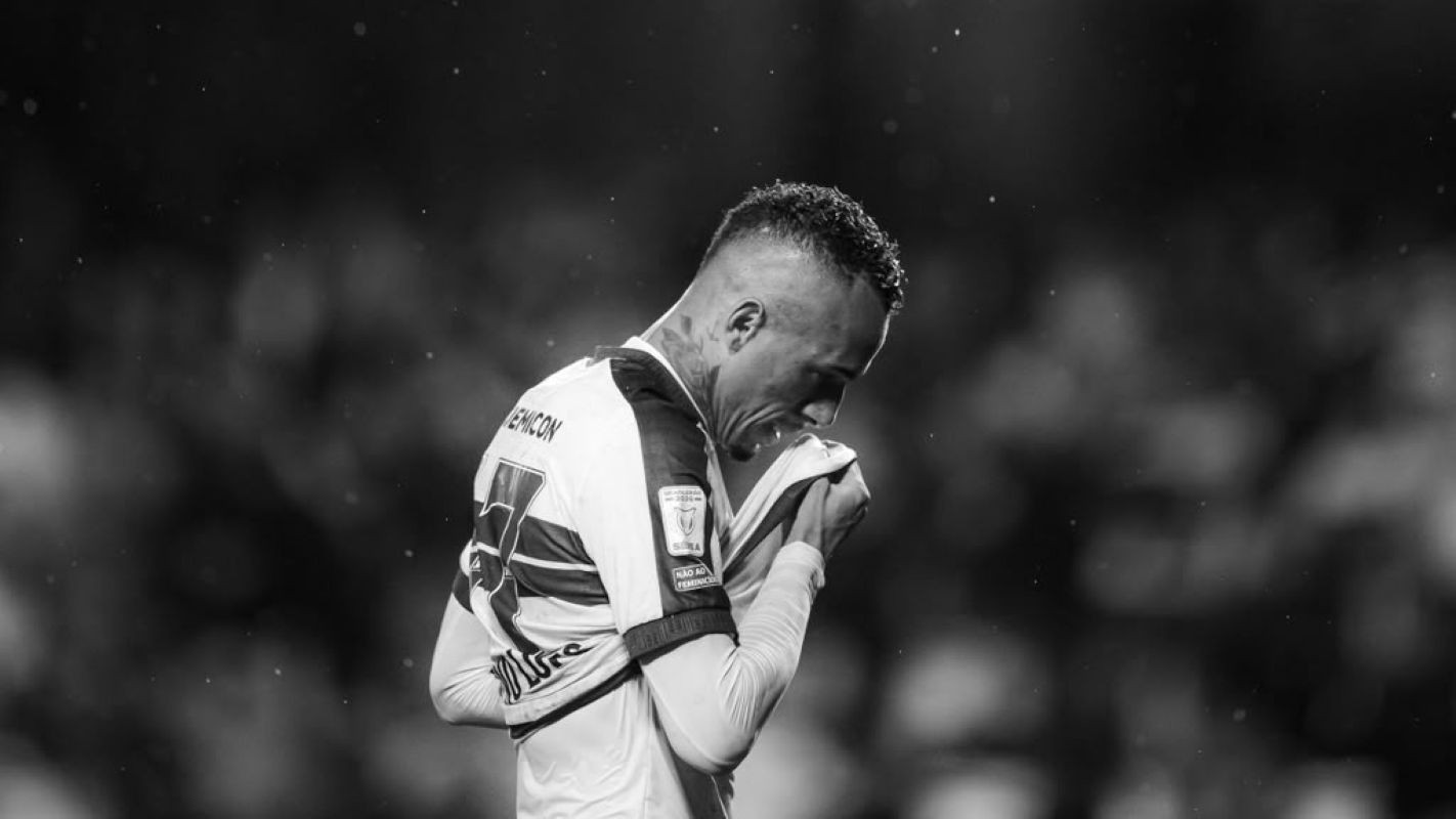 Breno Lopes se desculpa após expulsão no clássico Athletiba