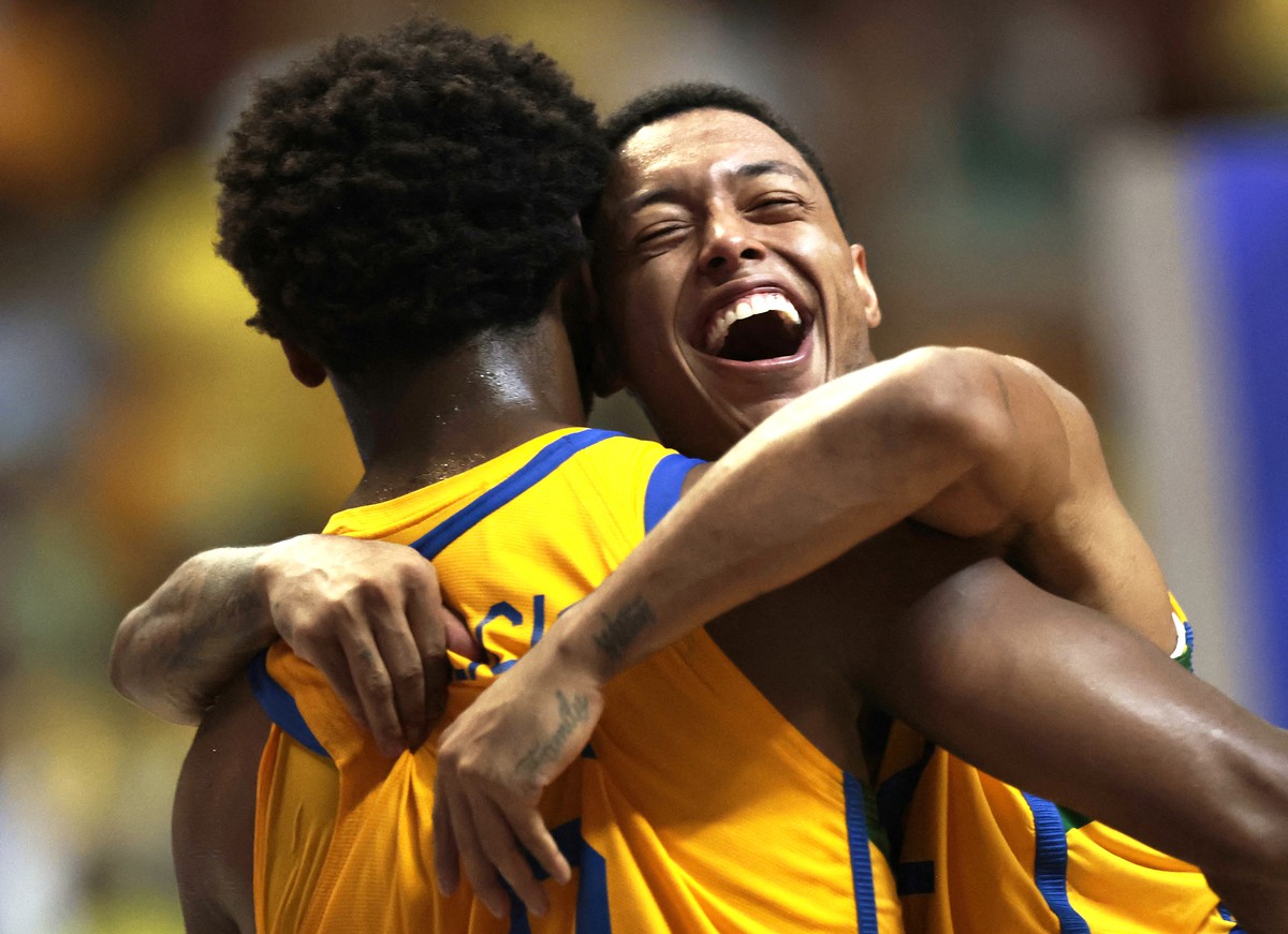 Em jogo épico, Brasil é derrotado pela Argentina no basquete masculino –  Esportes Brasília Notícias