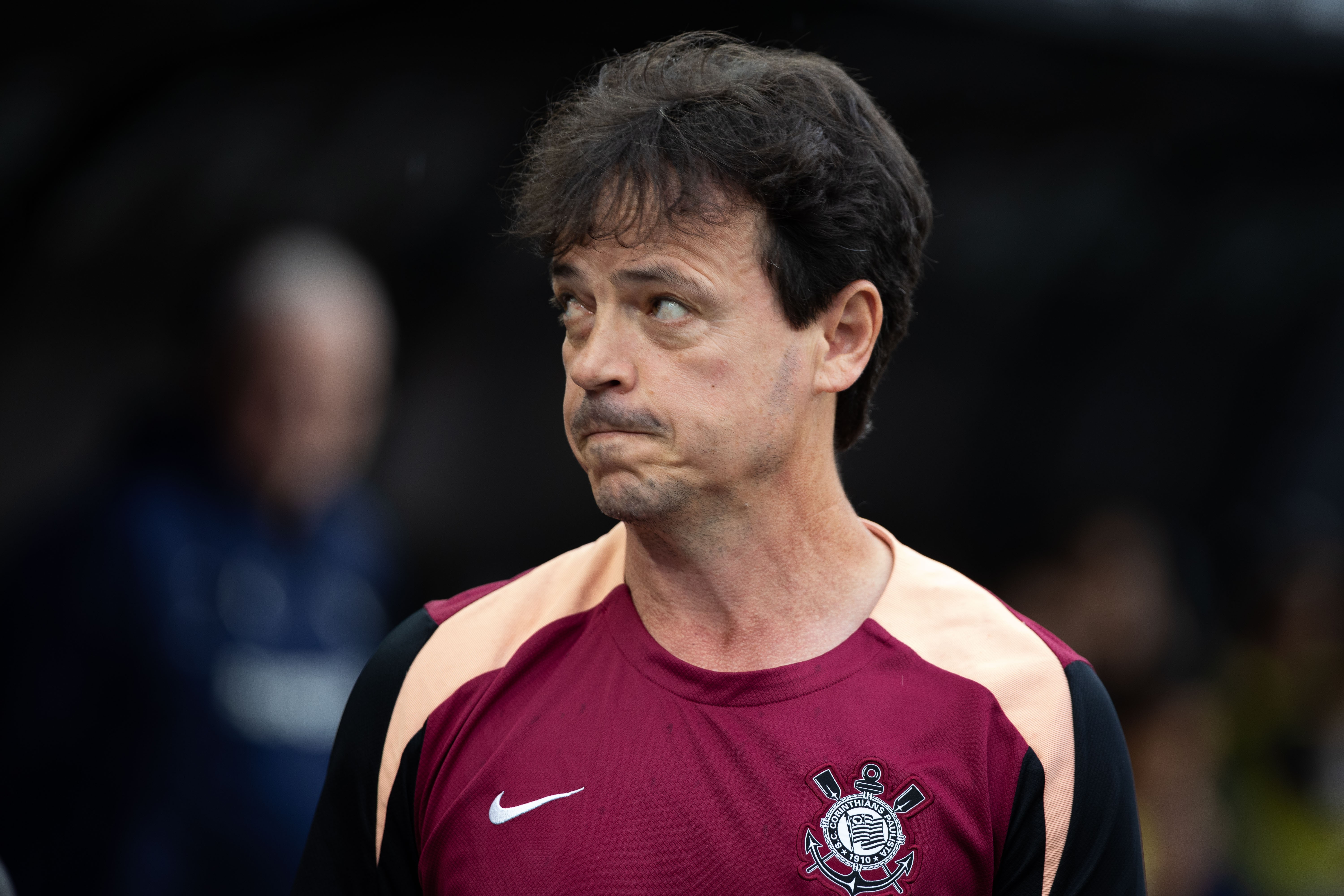 Diniz encara Inter sob pressão em mesma sequência sem vencer que derrubou Dorival no Corinthians
