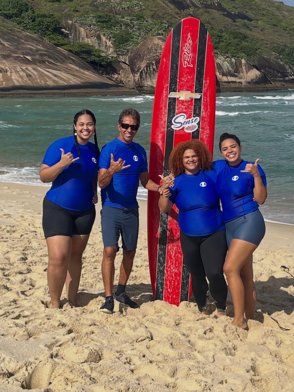 Rico na aula de surf — Dia Mundial do Meio Ambiente