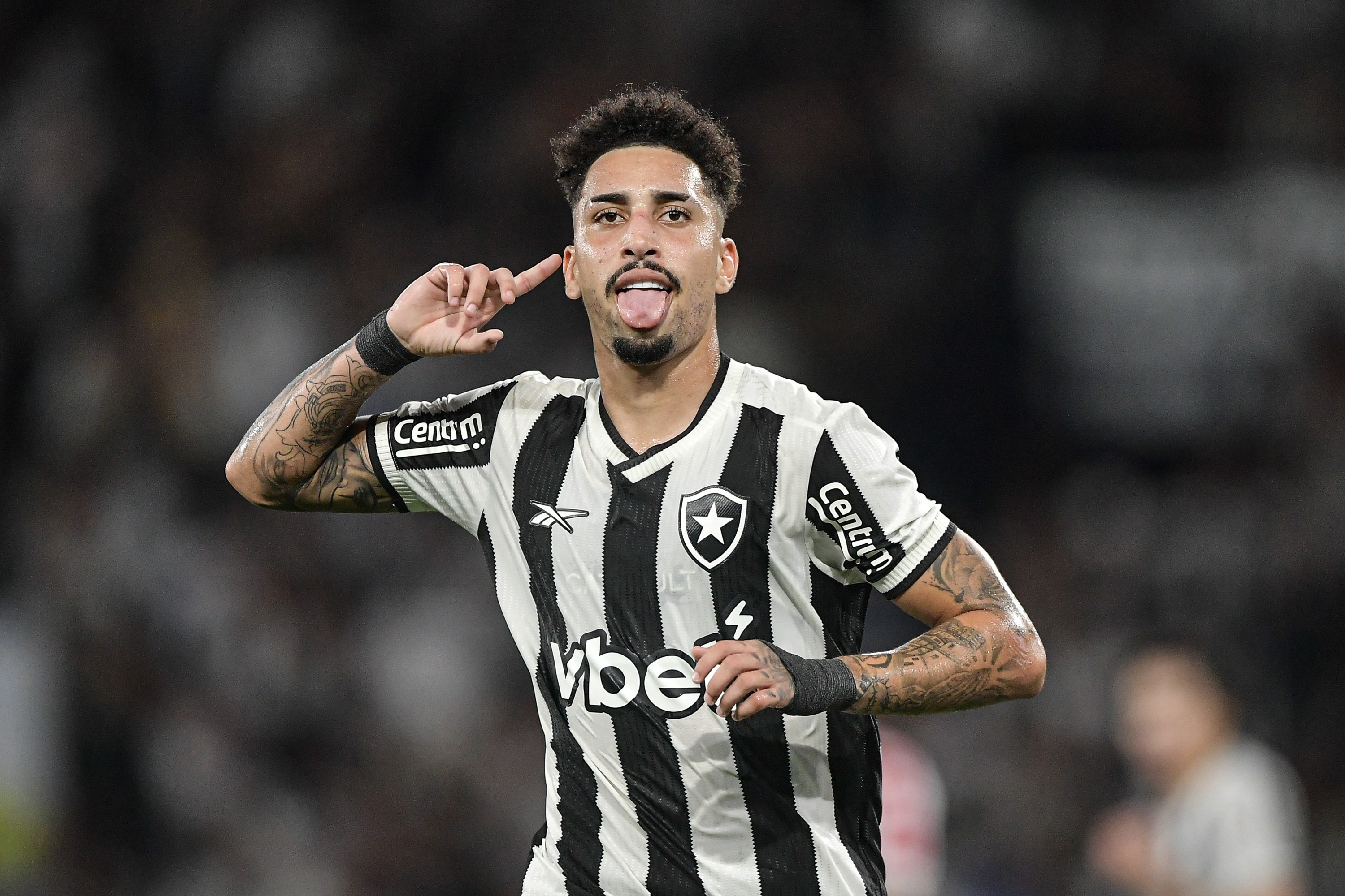 Botafogo acerta a transferência de Kauê para o Porto