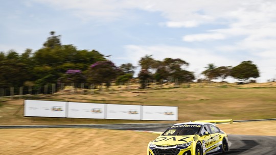 Daniel Serra conquista 25ª vitória da Stock Car, no Velocitta