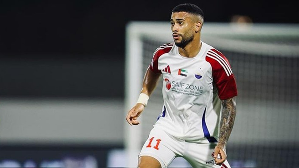 Luan Pereira em atuação pelo Sharjah FC, dos Emirados Árabes — Foto: Divulgação