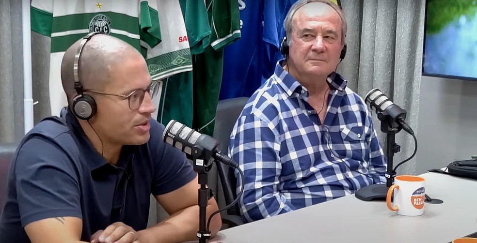 Ex-técnico Levir Culpi recebe Alex em podcast sobre futebol — Foto: Reprodução/YouTube