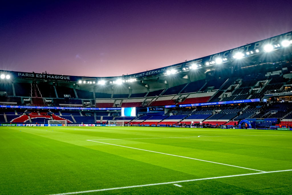 Novo gramado do PSG vira desafio extra para o Monaco de Filipe Luís