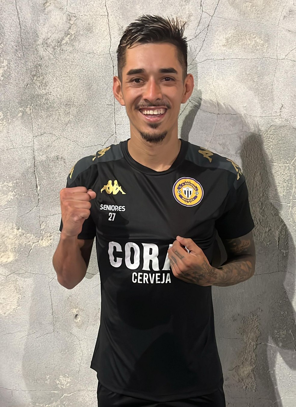 David Filipe assina contrato com o Nacional da Ilha da Madeira