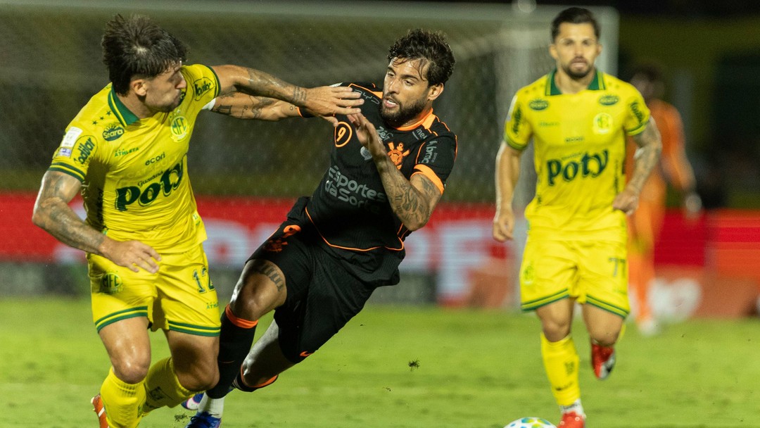Corinthians perde a primeira com Diniz e entra na zona de rebaixamento do Brasileirão — image 6