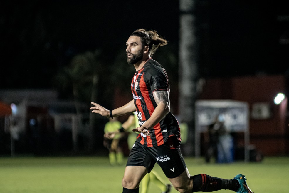 Atuações: com dois gols, Léo Gamalho é decisivo em resultado positivo do  Vitória diante do Avaí | vitória | ge