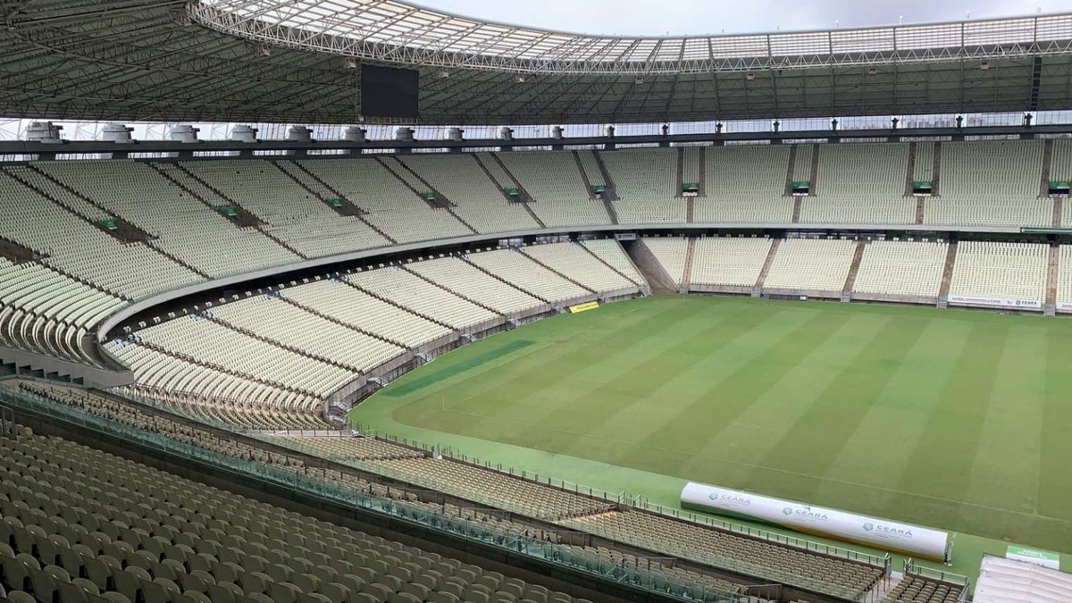 Com pausa nos jogos, Arena Castelão reforça manutenção do gramado - Governo  do Estado do Ceará
