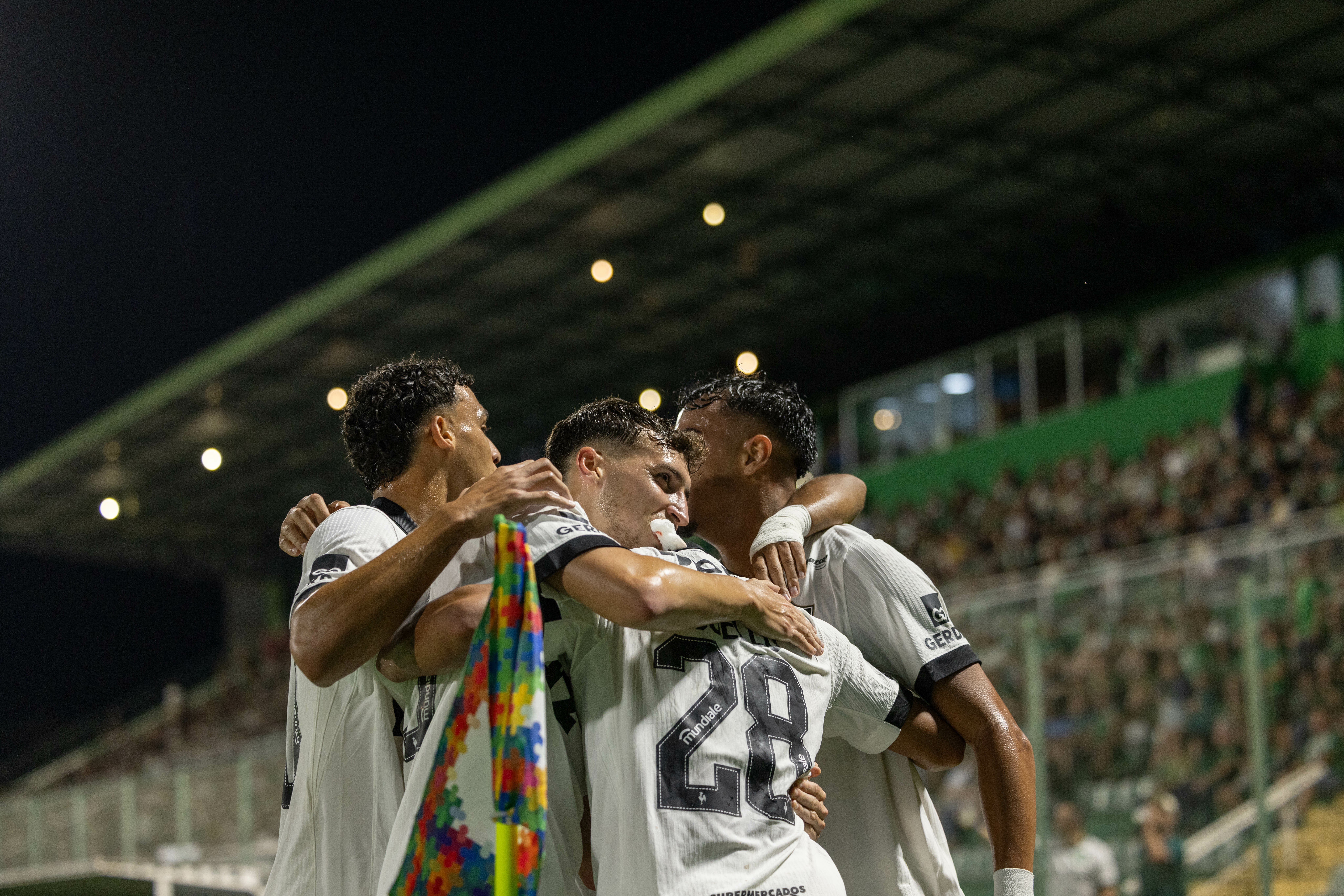 Atuações: ataque do Atlético-MG é eficiente na etapa inicial e constrói vitória na Arena Condá; dê notas | Ge